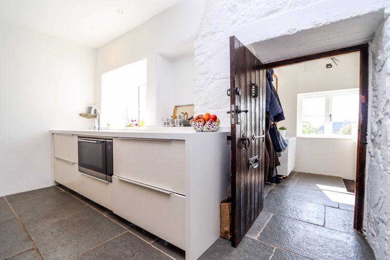 Kitchen/Diner into