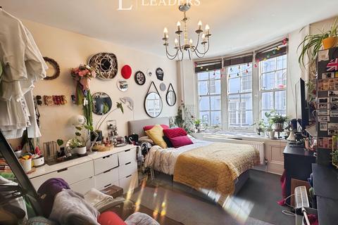 3 bedroom apartment to rent, BN1