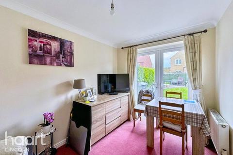 25 Adelaide Close, Waddington, Lincoln, LN5 9XN