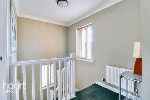 25 Adelaide Close, Waddington, Lincoln, LN5 9XN