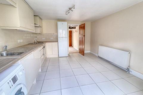 3, The Cottages Bricks Lane, Beacons Bottom, High Wycombe, HP14 3XG