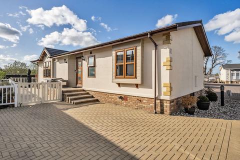 2 bedroom park home for sale, Queen Street, Tonbridge TN12