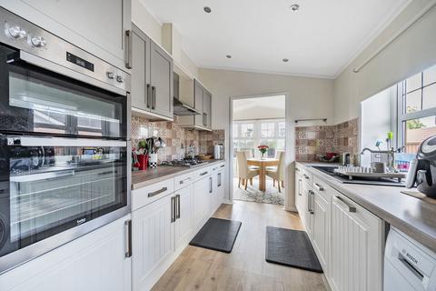 2 bedroom park home for sale, Queen Street, Tonbridge TN12