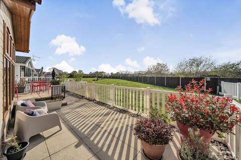 2 bedroom park home for sale, Queen Street, Tonbridge TN12