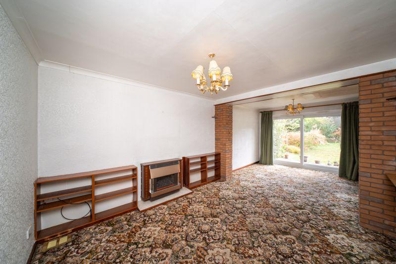 Extended lounge