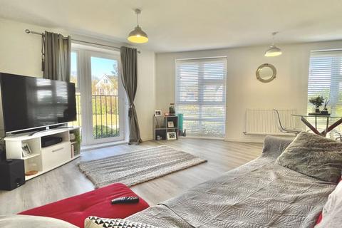 2 bedroom apartment for sale, Church Path, East Cowes PO32