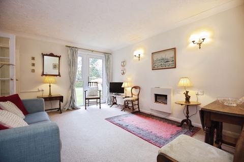 1 bedroom retirement property for sale, Banbury Road, Stratford-upon-Avon CV37
