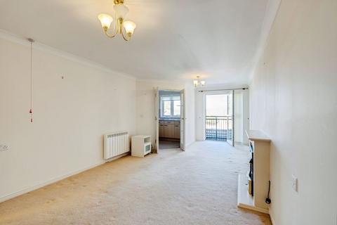 1 bedroom retirement property for sale, 380-396 Lymington Road, Highcliffe BH23