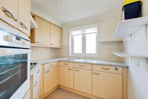 1 bedroom retirement property for sale, 380-396 Lymington Road, Highcliffe BH23