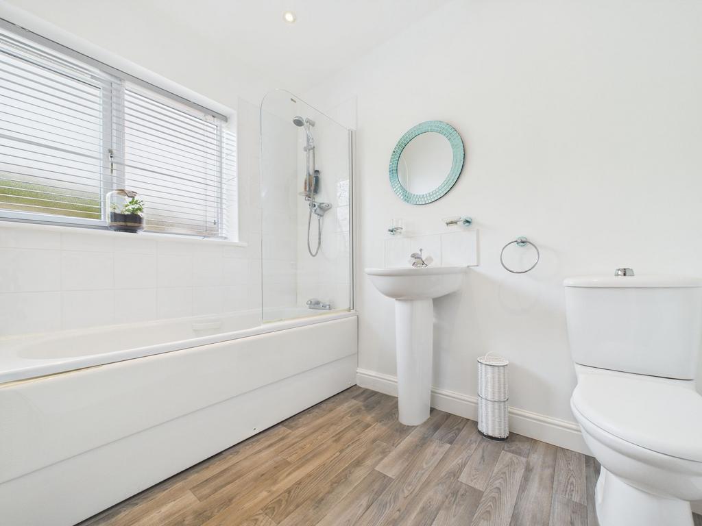 En-suite Bedroom Two
