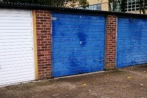 Garage to rent, Derby Road, Enfield EN3