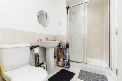 16 Samas Way, Crayford, Dartford, DA1 4FP
