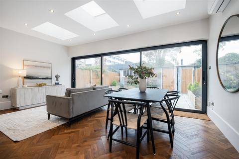 5 bedroom semi-detached house for sale, Kerrison Road, Ealing, W5