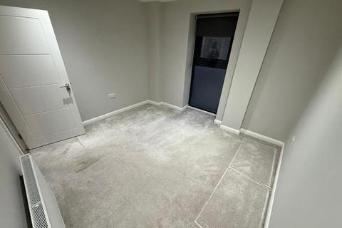 2 bedroom flat to rent, Ilderton Road, London, SE16 3LA