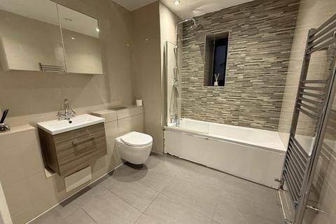 2 bedroom flat to rent, Ilderton Road, London, SE16 3LA