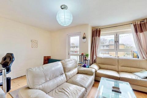 3 bedroom flat for sale, Grove Street, Deptford, London, SE8 3LR
