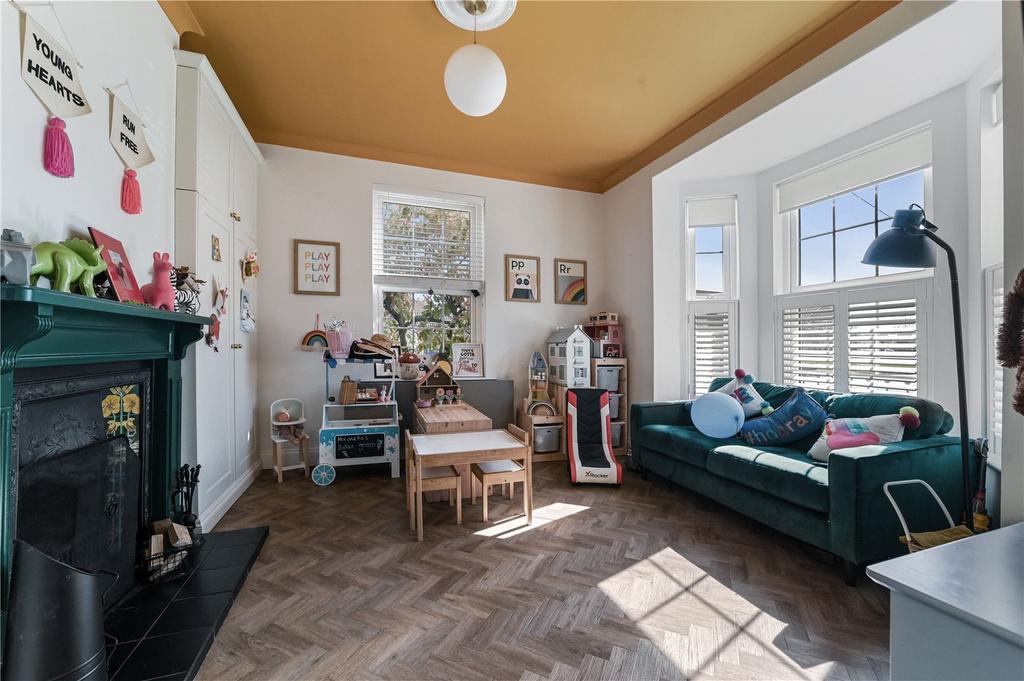Playroom/Snug