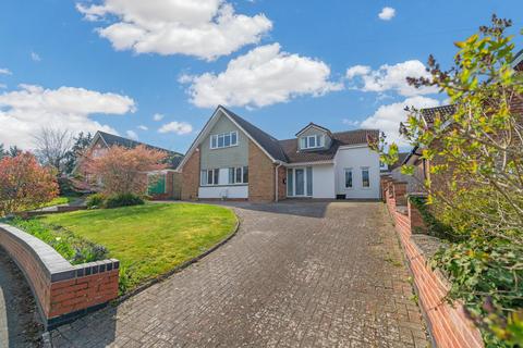5 bedroom detached house for sale, Shakespeare Gardens, Rugby, Warwickshire CV22 6EZ