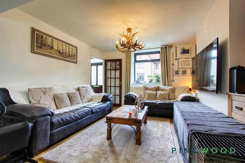 2 bedroom cottage for sale, St. Lawrence Road, Chesterfield S42