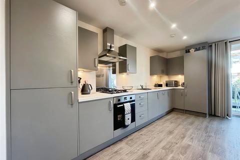 1 bedroom apartment for sale, Wellington Road, Wokingham, Berkshire