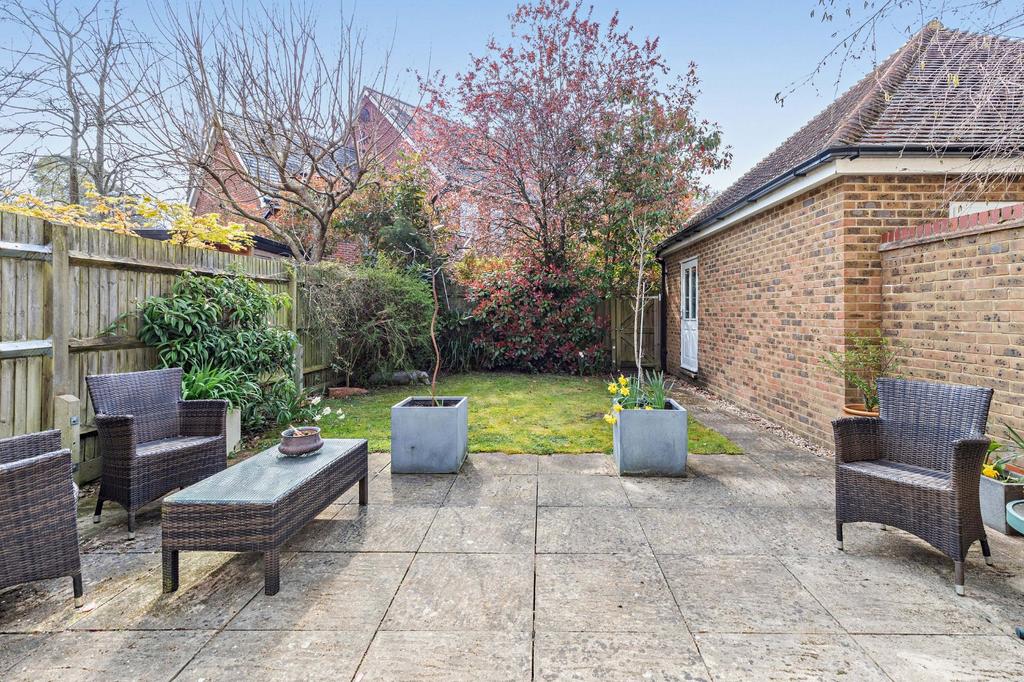 Rear Patio & Garden