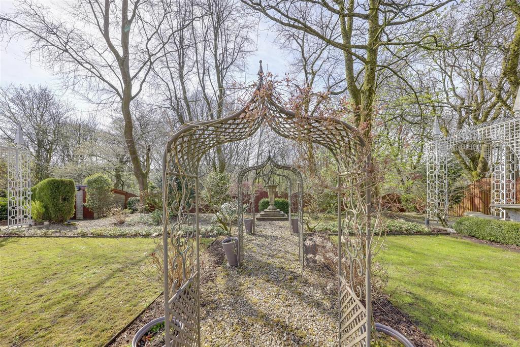 Communal Gardens Alt 2