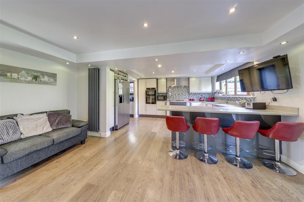 Kitchen Alt