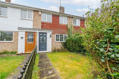 3 Calder Vale, Bletchley, Milton Keynes, MK3 7PL