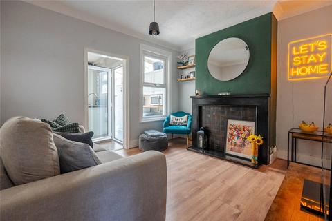 2 bedroom terraced house for sale, Victoria Street, Beds LU6