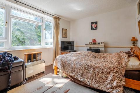 undefined, Viceroy Court, Beds LU6