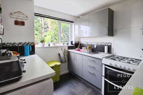 12 Barton Close, Paignton, TQ3 3TG