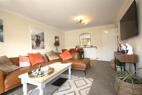 2 bedroom semi-detached house for sale, The Beeches, Upton upon Severn, Worcester, Worcestershire, WR8 0QF