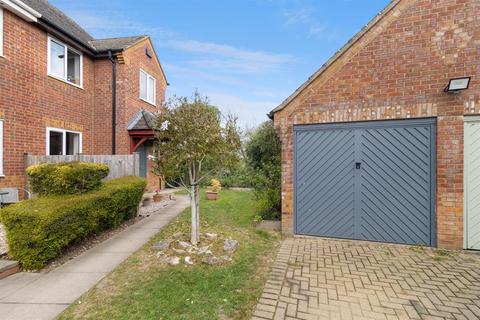 3 bedroom semi-detached house for sale, Mulberry Drive, Upton Upon Severn, Worcestershire, WR8 0ET
