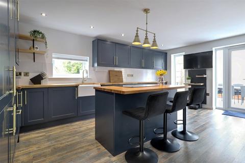 undefined, May Court, Bideford, Devon, EX39