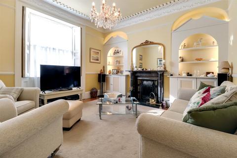 5 bedroom terraced house for sale, Buttgarden Street, Bideford, Devon, EX39