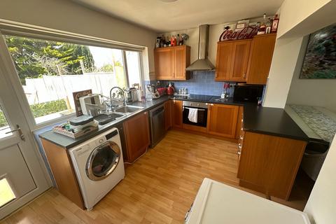 3 bedroom semi-detached house to rent, Merewood Avenue, Headington, Oxford