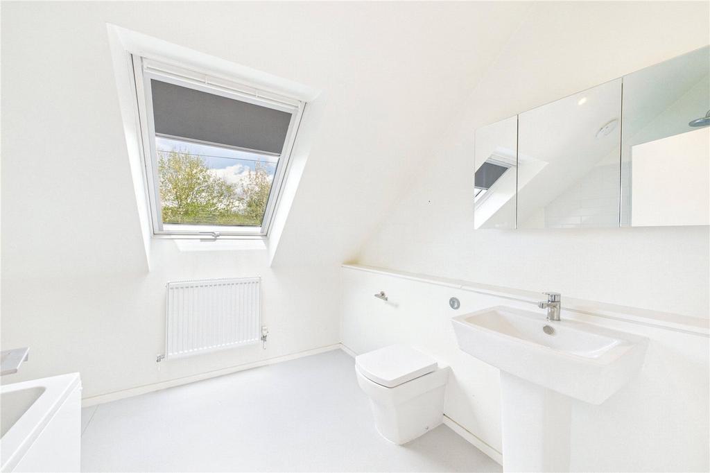 Master En-Suite