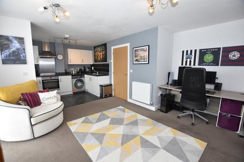 2 bedroom apartment for sale, Holman Court, Pool, Redruth, Cornwall, TR15
