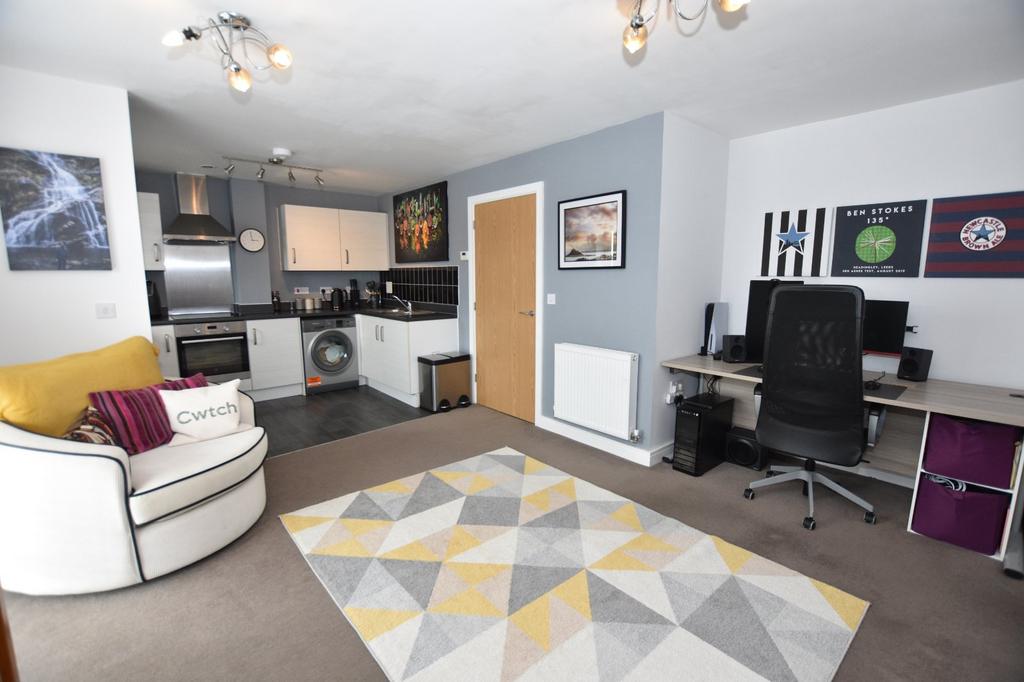 Living Space/Kitchen