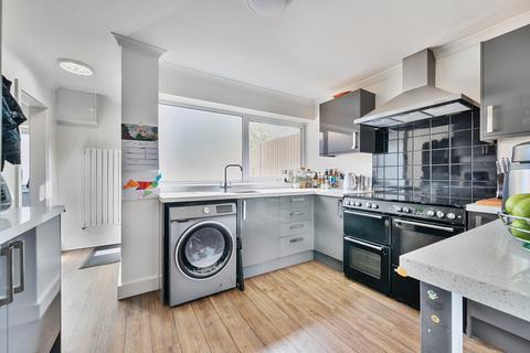 10 Stirling Close, Caversham, Reading, RG4 6SH