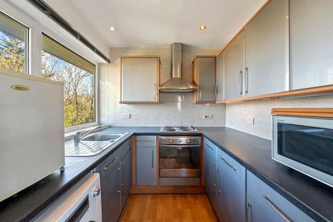 1 bedroom apartment to rent, Stanley Road, Surrey SM2