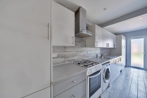 4 bedroom terraced house for sale, Worcester Close, Mitcham CR4