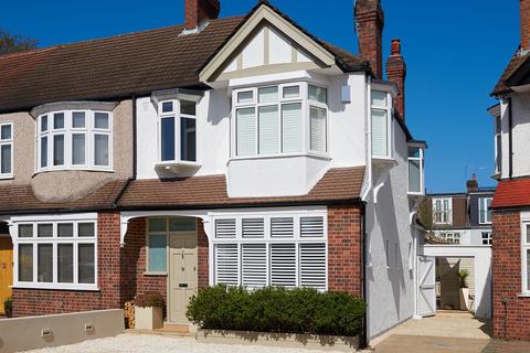 Oakway, Raynes Park SW20