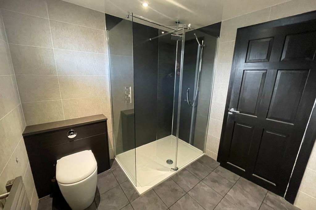 En Suite Shower Room