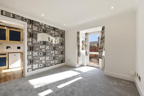 1 bedroom house to rent, Willow Road, New Malden KT3