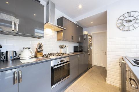 95 Beaconsfield Road, Surbiton, KT5 9AW