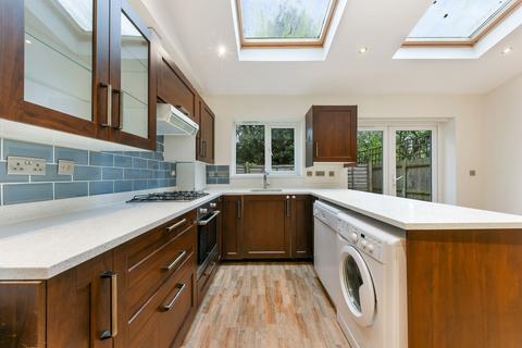 4 bedroom house to rent, Salisbury Road, Wimbledon SW19