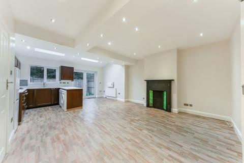 4 bedroom house to rent, Salisbury Road, Wimbledon SW19