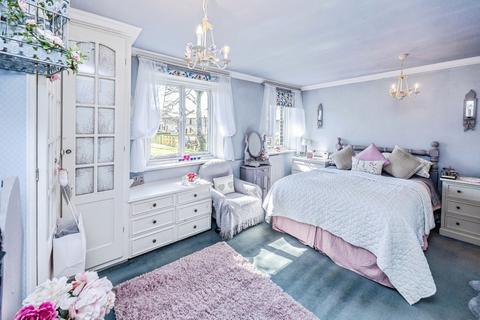 4 bedroom detached house for sale, Fair Lea Road, Taylor Hill, West Yorkshire HD4