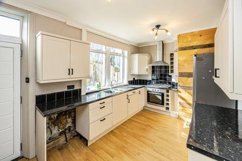 3 bedroom terraced house for sale, Malvern Rise, Newsome, West Yorkshire HD4